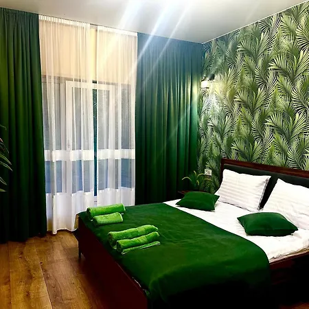 ゲストハウス подих карпат スラブスク